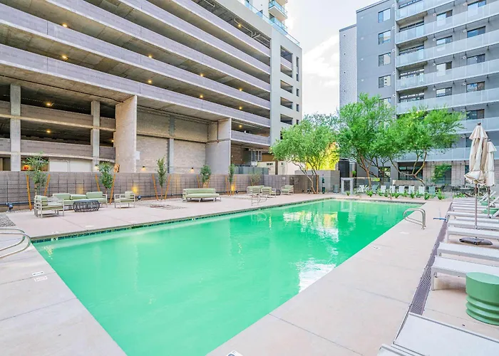 Prime Downtown Location W Gym Pool And Parking * Phoenix