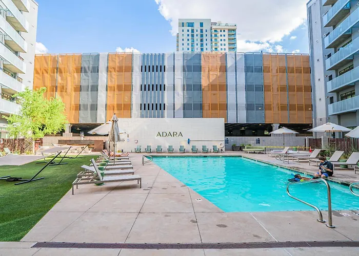 Apartment Prime Downtown Location W Gym Pool And Parking Phoenix