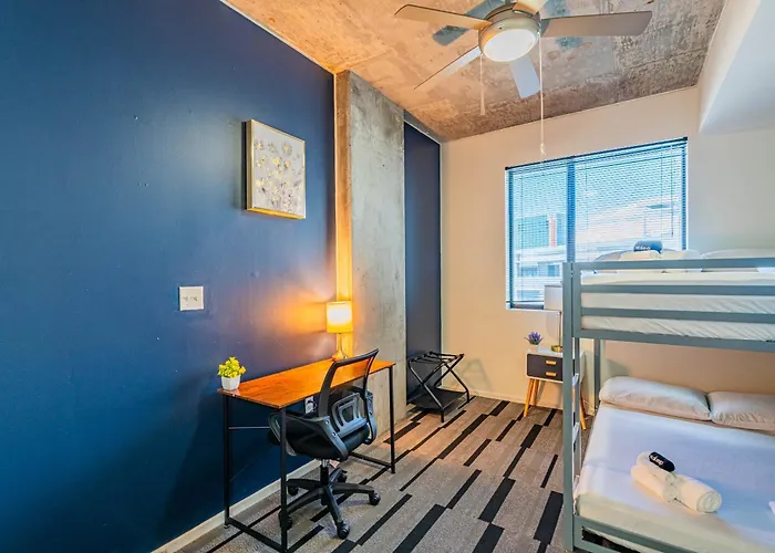 Prime Downtown Location W Gym Pool And Parking Phoenix